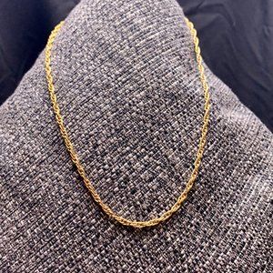 Vintage Gold Tone Twisted Chain Necklace